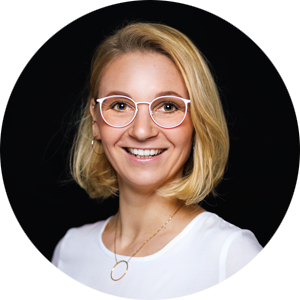 Renate-Leitner-Grafikdesign-rund Renate Leitner Grafikdesign Portrait